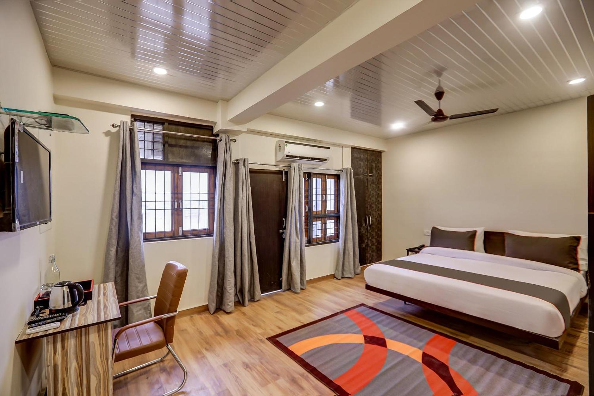 Collection O Sr Inn Awas Vikas Kanpur Extérieur photo