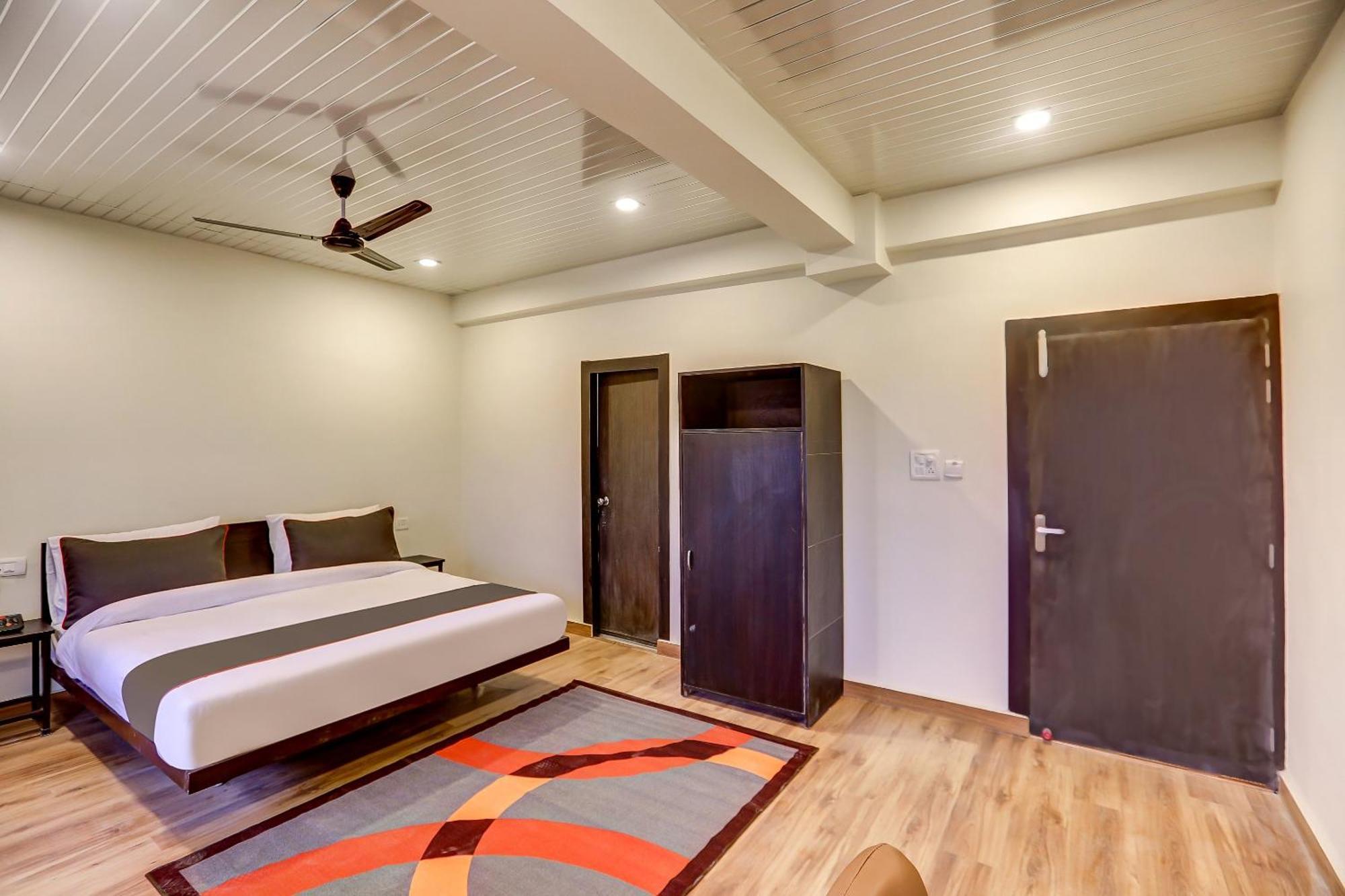 Collection O Sr Inn Awas Vikas Kanpur Extérieur photo