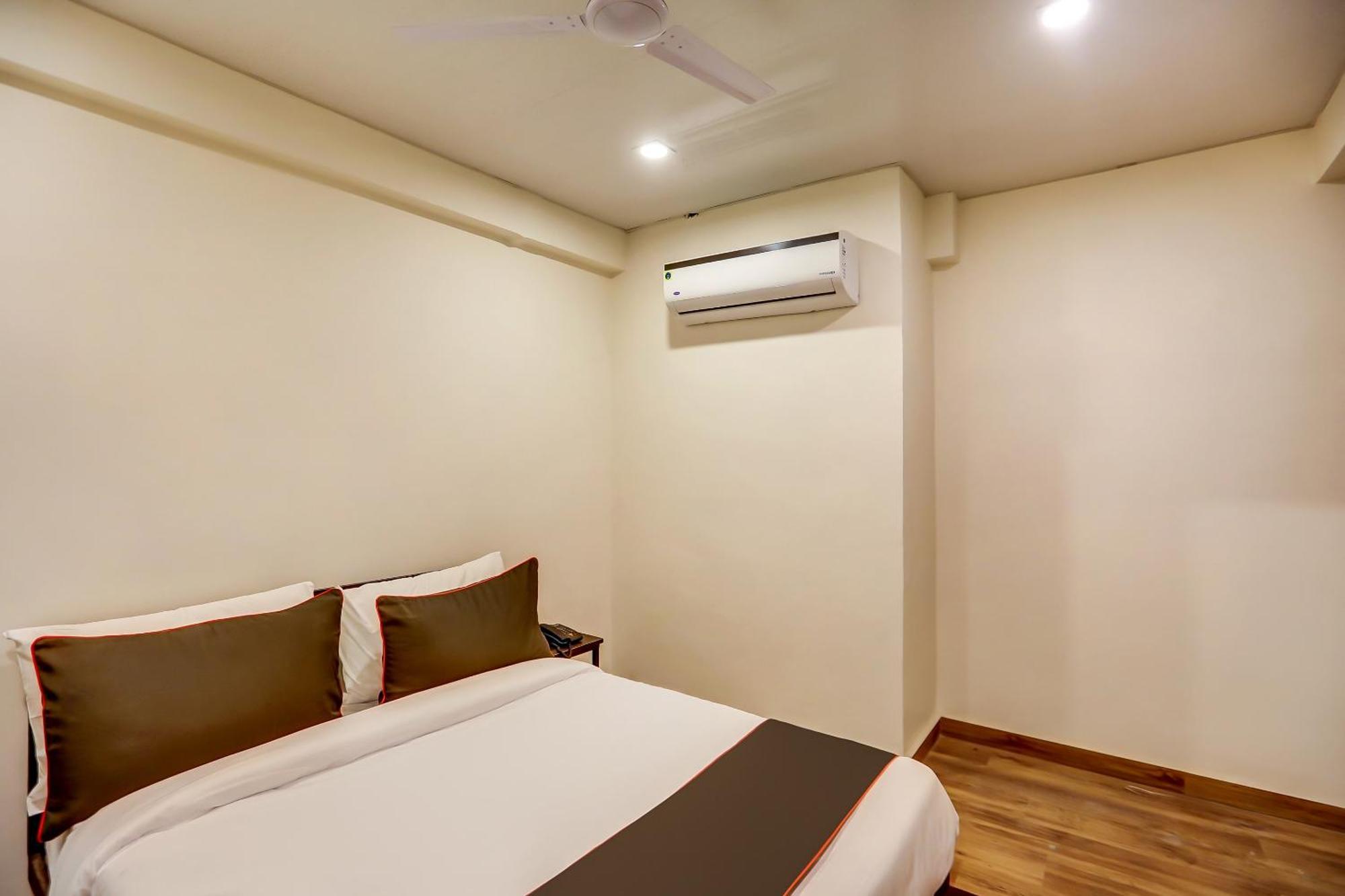 Collection O Sr Inn Awas Vikas Kanpur Extérieur photo