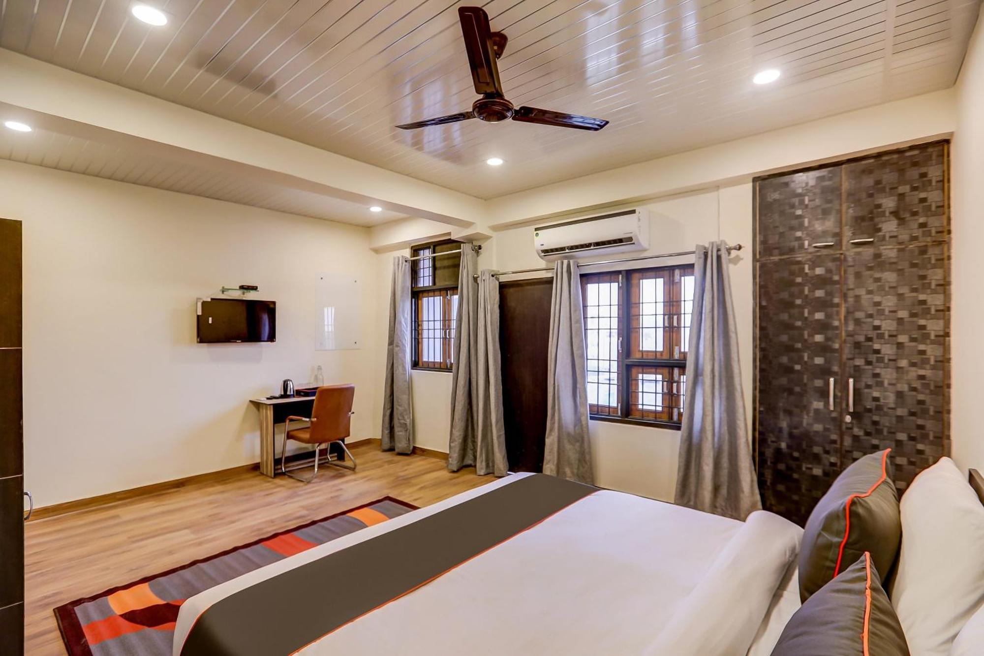 Collection O Sr Inn Awas Vikas Kanpur Extérieur photo
