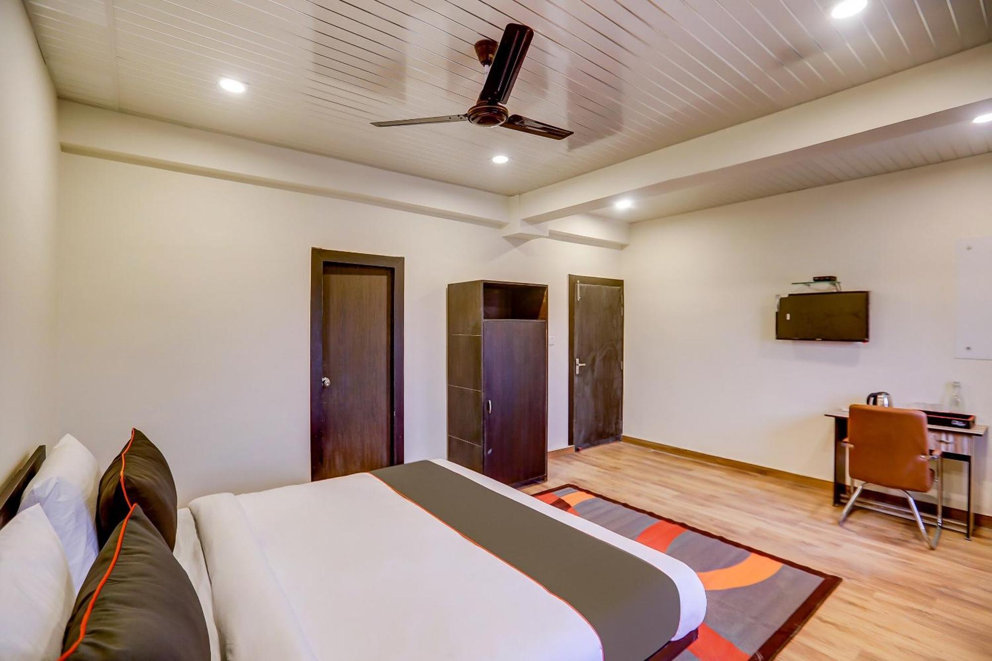 Collection O Sr Inn Awas Vikas Kanpur Extérieur photo